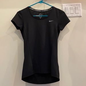 Nike Dri-Fit xs top